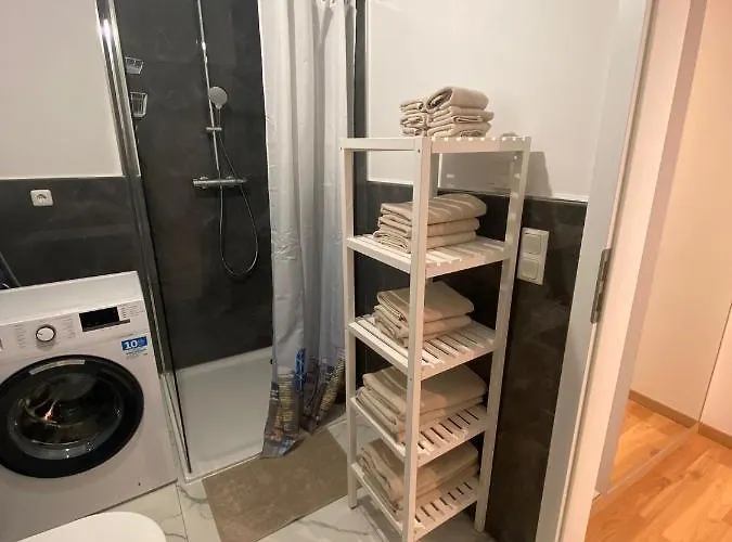 Schoene Ferienwohnung Mit Balkon 2